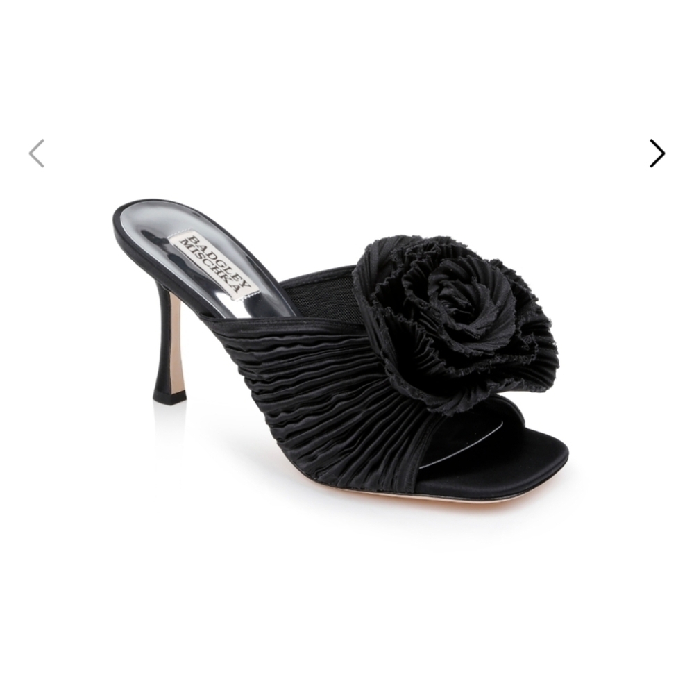Badgley Mischka Blythe Slide with Floral Detail